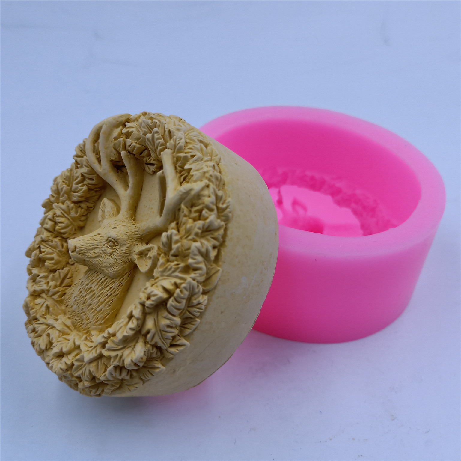 الغزلان تصميم الصابون قالب من  - مراجعة Soap Making Lye وسعره
